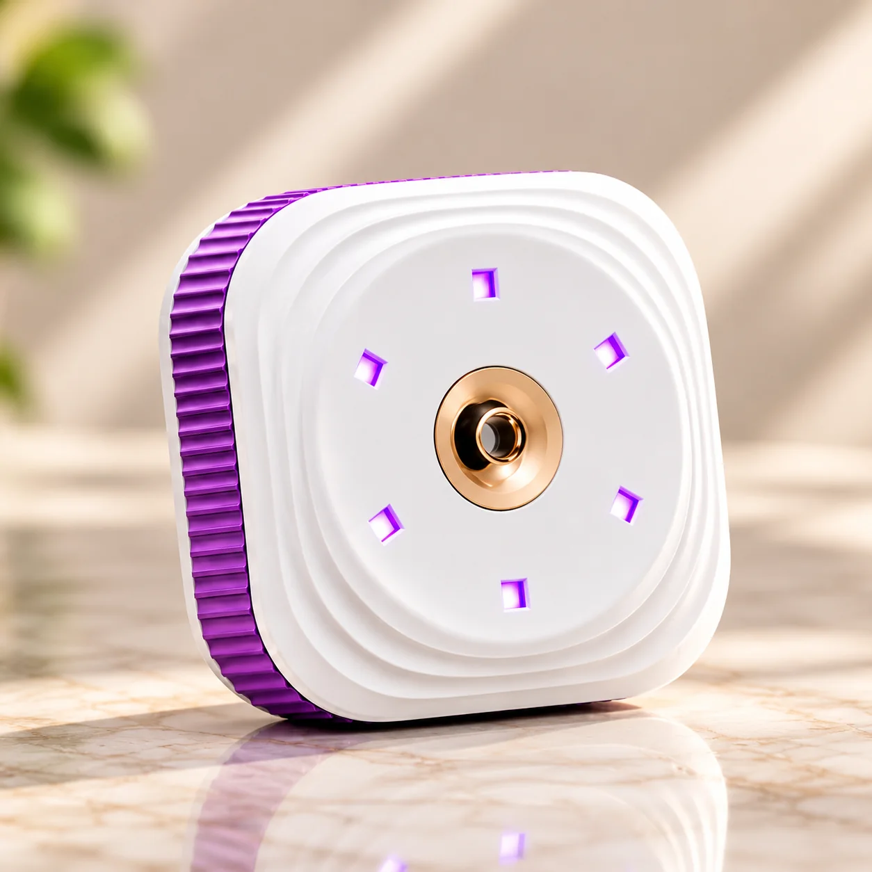 Close product view highlighting the Lidvio aroma-mist design